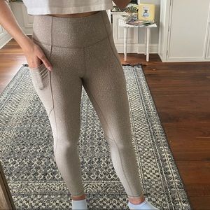 Athleta Salutation Stash Pocket Rainwater Tight